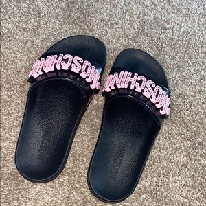 moschino pool slides